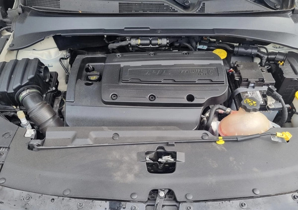 Jeep Compass cena 65900 przebieg: 101000, rok produkcji 2018 z Koło małe 379